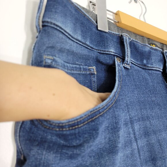 Lee Plus Women's Blue Cotton Mid Rise Slim Fit Stright Leg Denim Jeans Size 22W - Picture 7 of 16